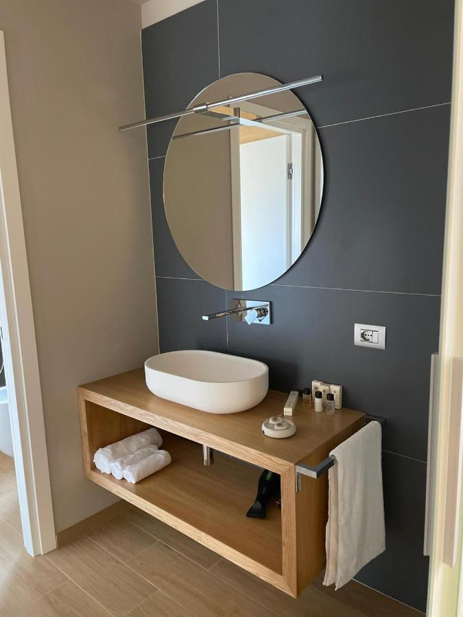 Notti O' Tunn Luxury Rooms In Centro Geraci Siculo Exterior foto