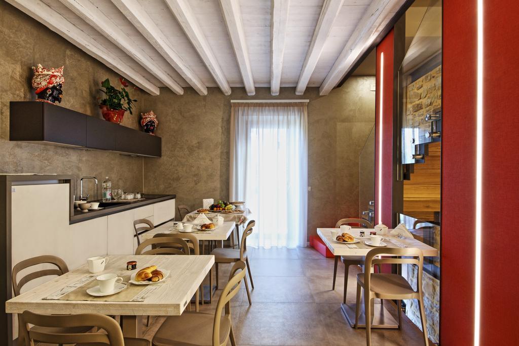 Notti O' Tunn Luxury Rooms In Centro Geraci Siculo Exterior foto