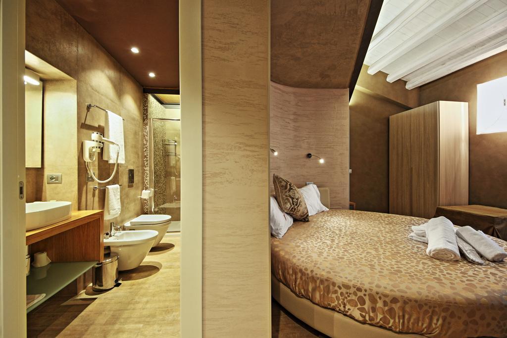 Notti O' Tunn Luxury Rooms In Centro Geraci Siculo Exterior foto